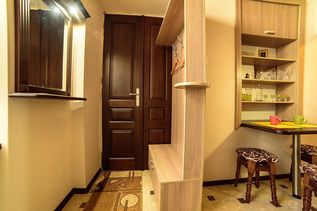 Apartments Nekrasova-Rufa 23 Lviv Exterior foto